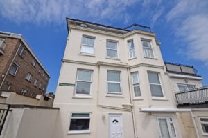 Deans Court, Dover Street, Ryde